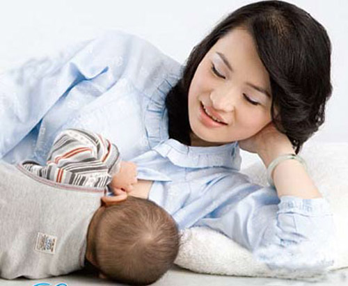không lên giảm béo ngay khi mới sinh